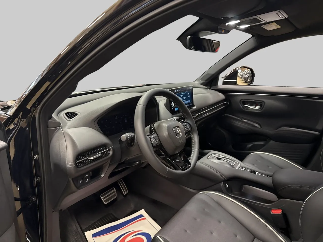 Honda ZR-V bild 8