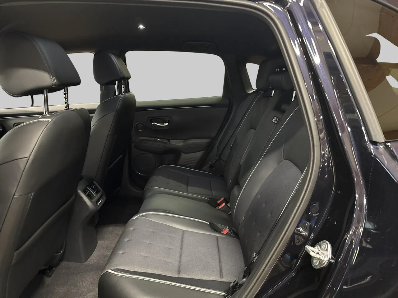 Honda ZR-V bild 9