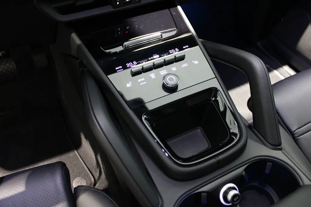 Porsche Cayenne bild 14