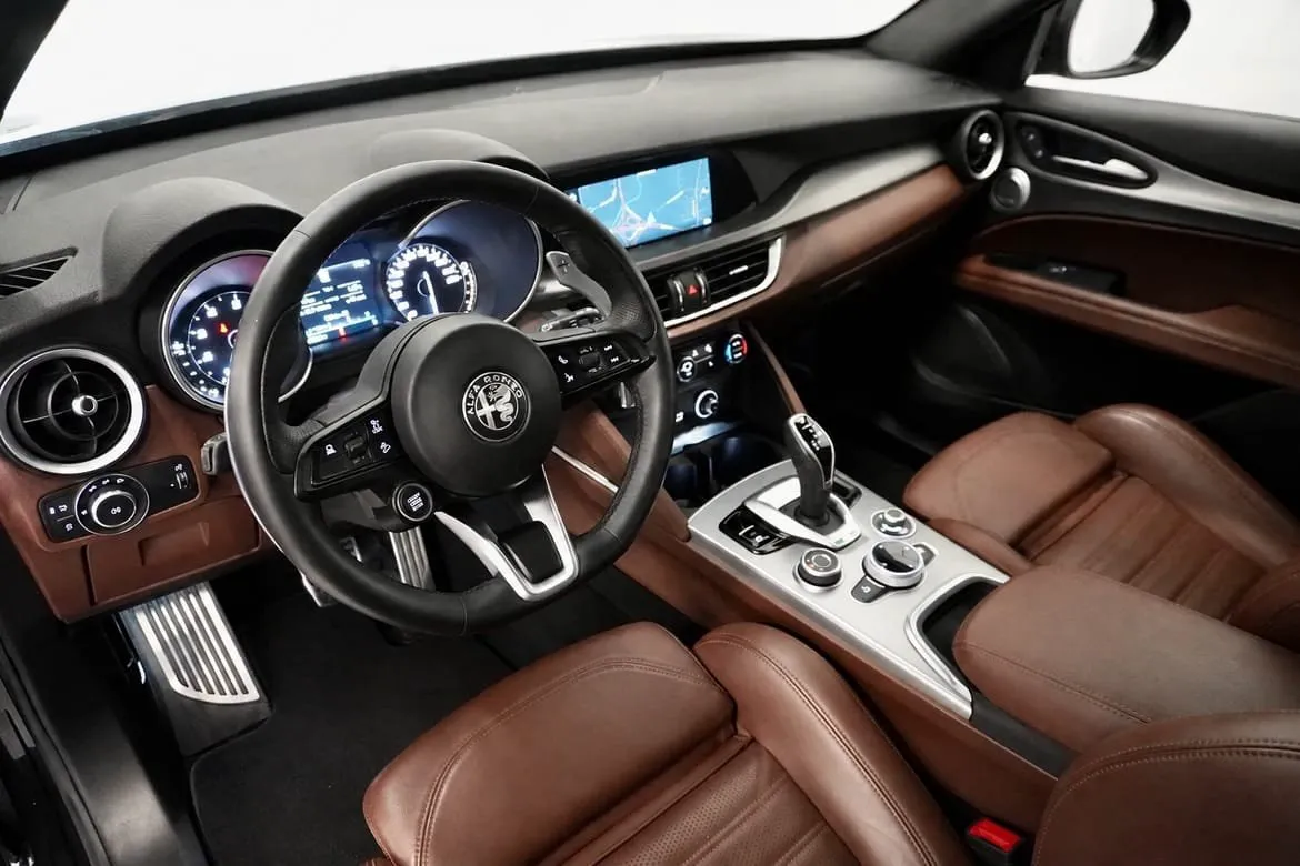 Alfa Romeo Stelvio bild 11