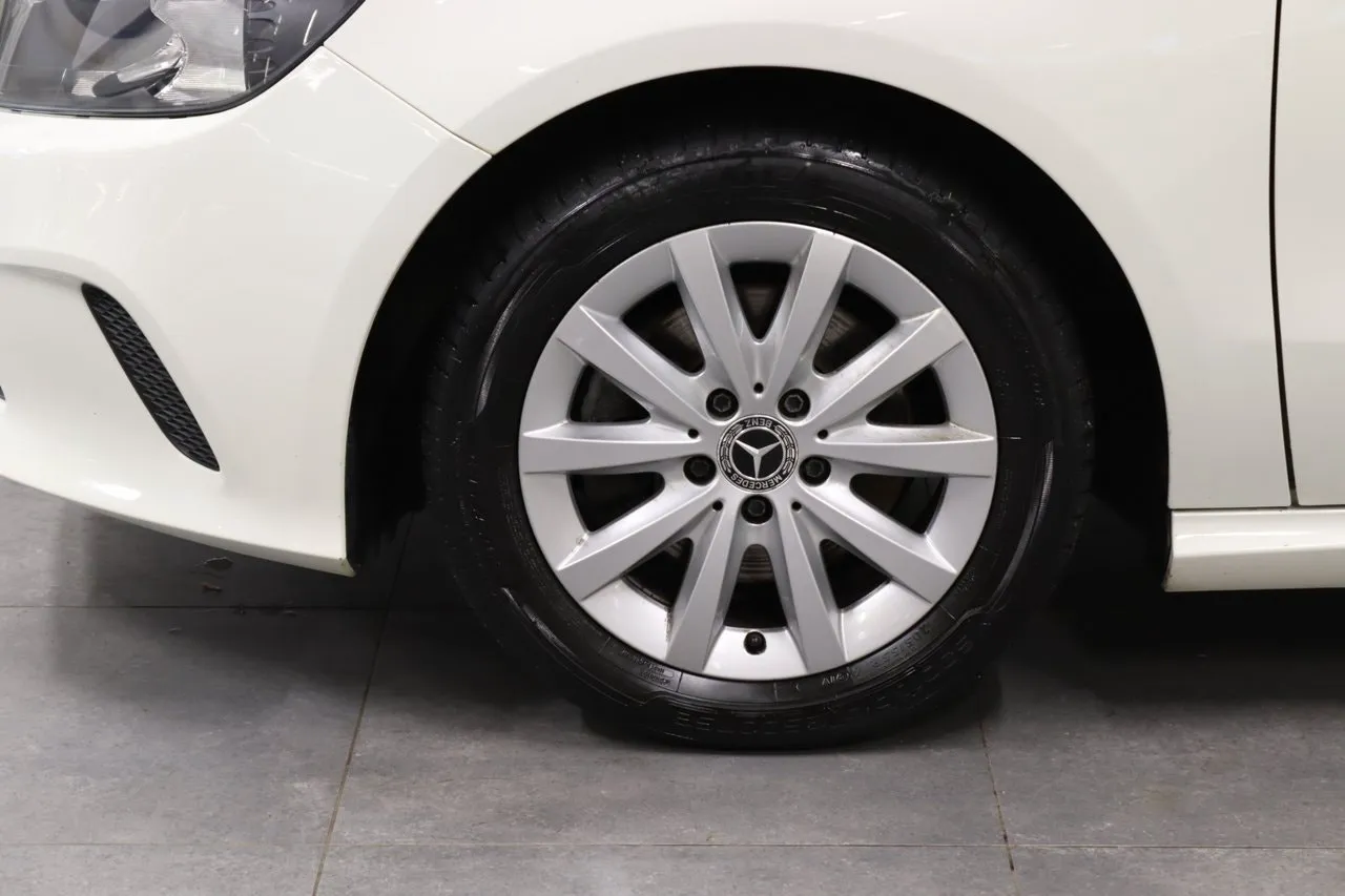 Mercedes A180 bild 8