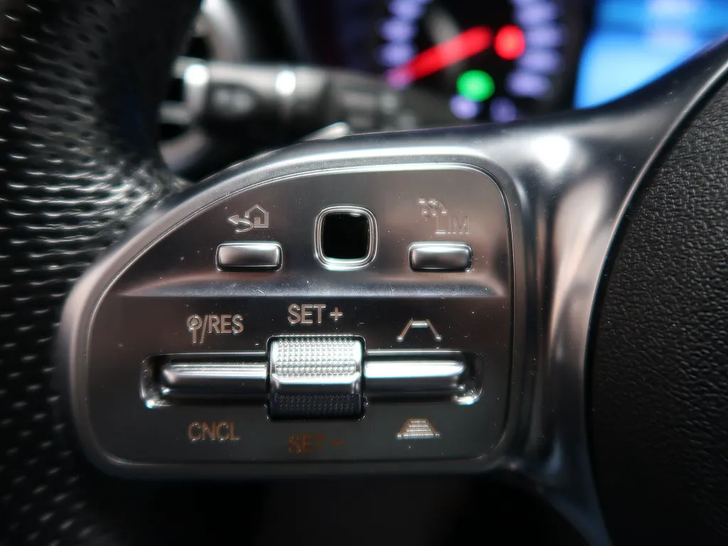 Mercedes GLC300 bild 35