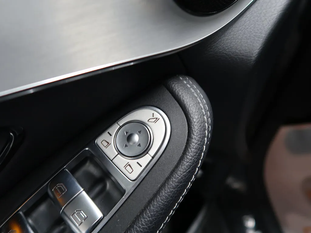 Mercedes GLC300 bild 34