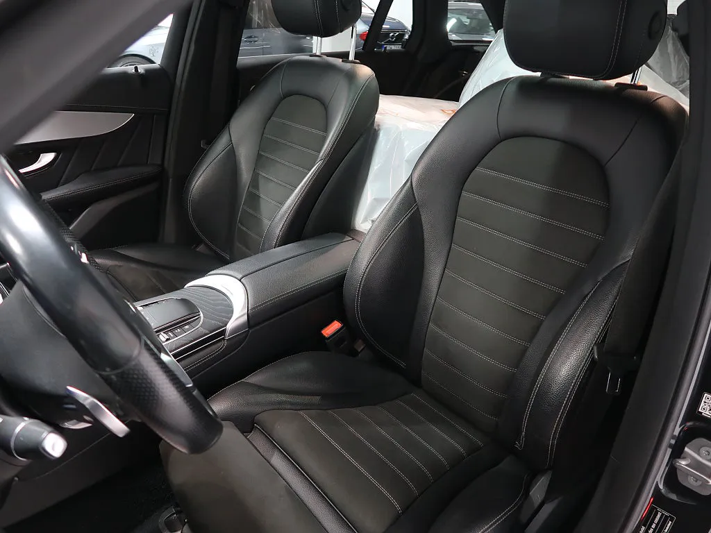 Mercedes GLC300 bild 21