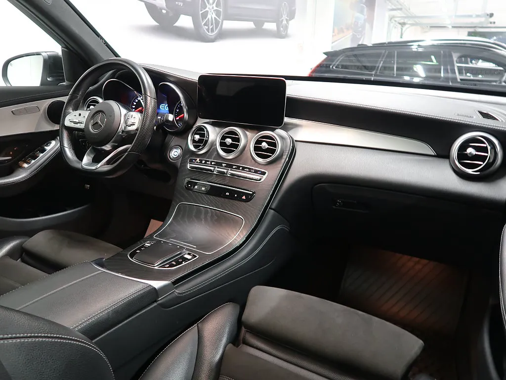 Mercedes GLC300 bild 22