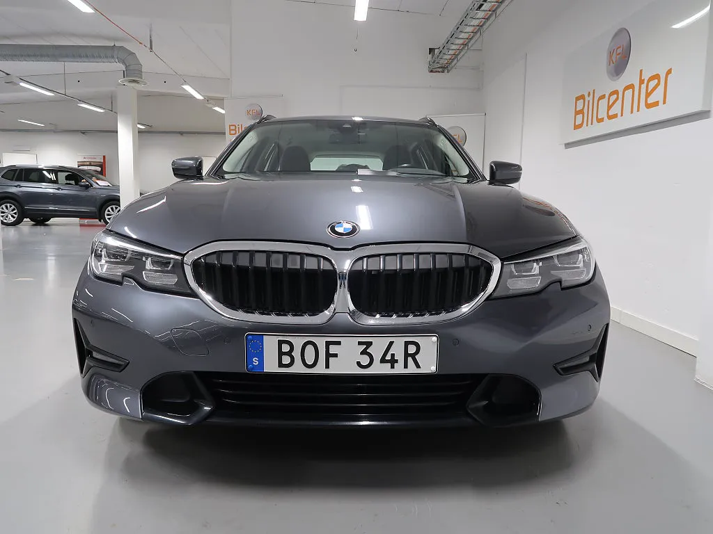 BMW 330 bild 10