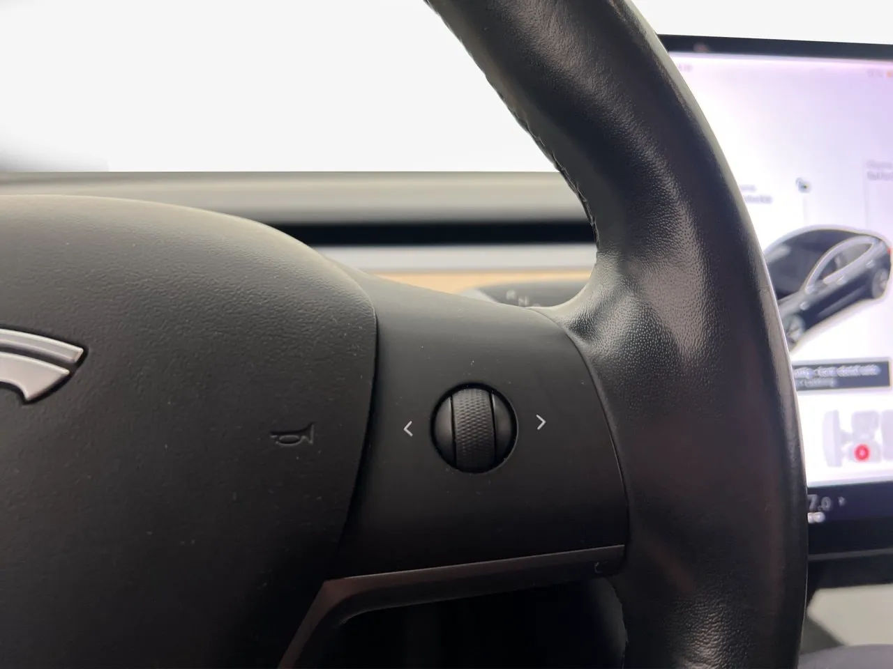 Tesla Model 3 bild 16