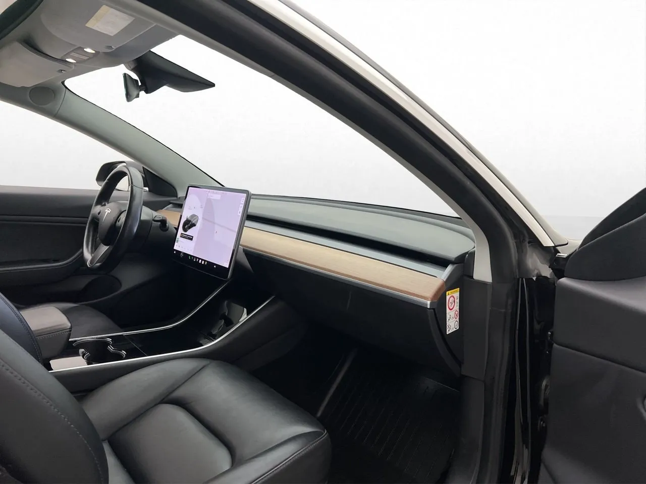Tesla Model 3 bild 27