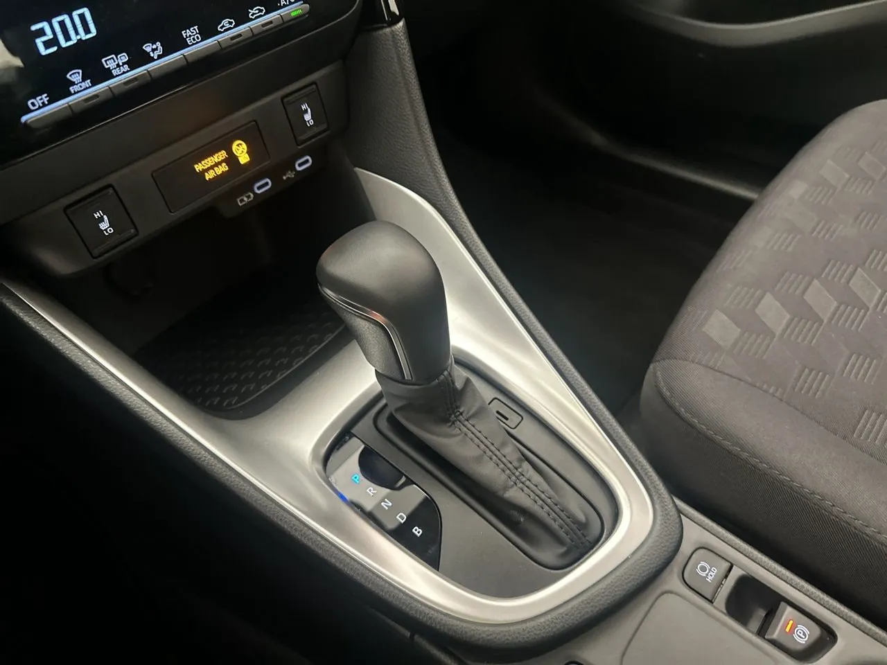 Toyota Yaris bild 24