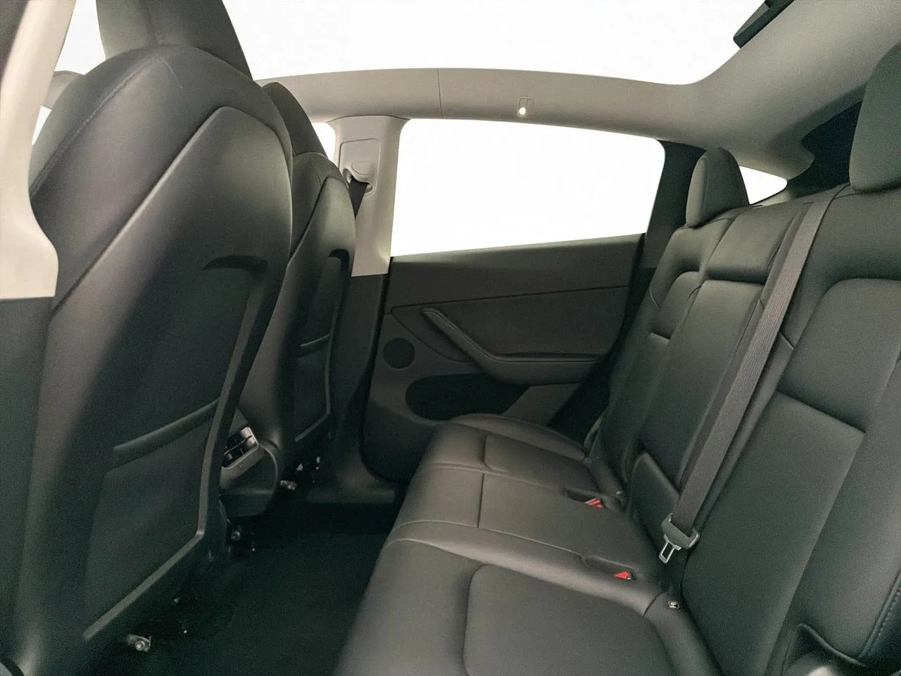 Tesla Model Y bild 29