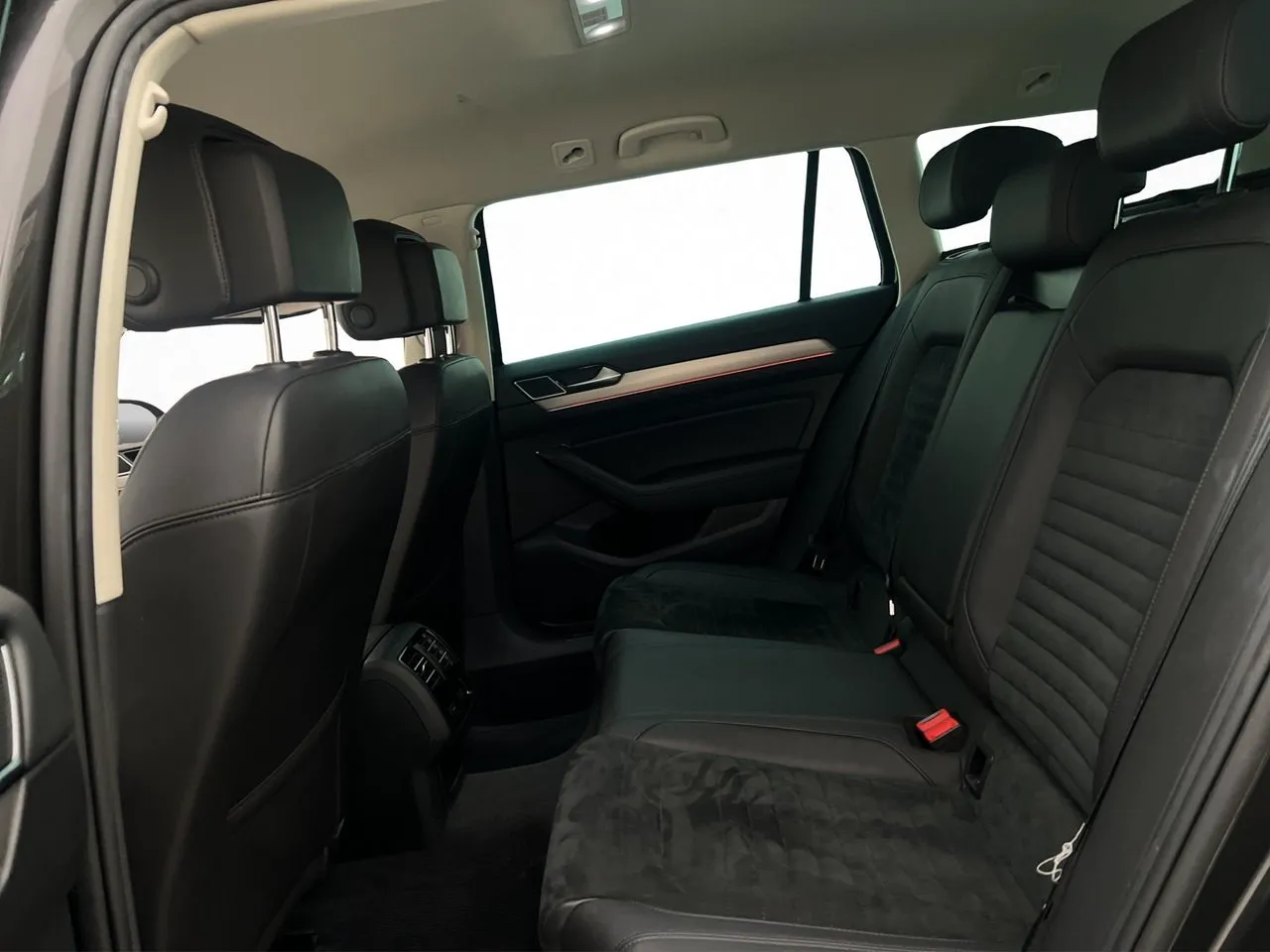 Volkswagen Passat bild 24