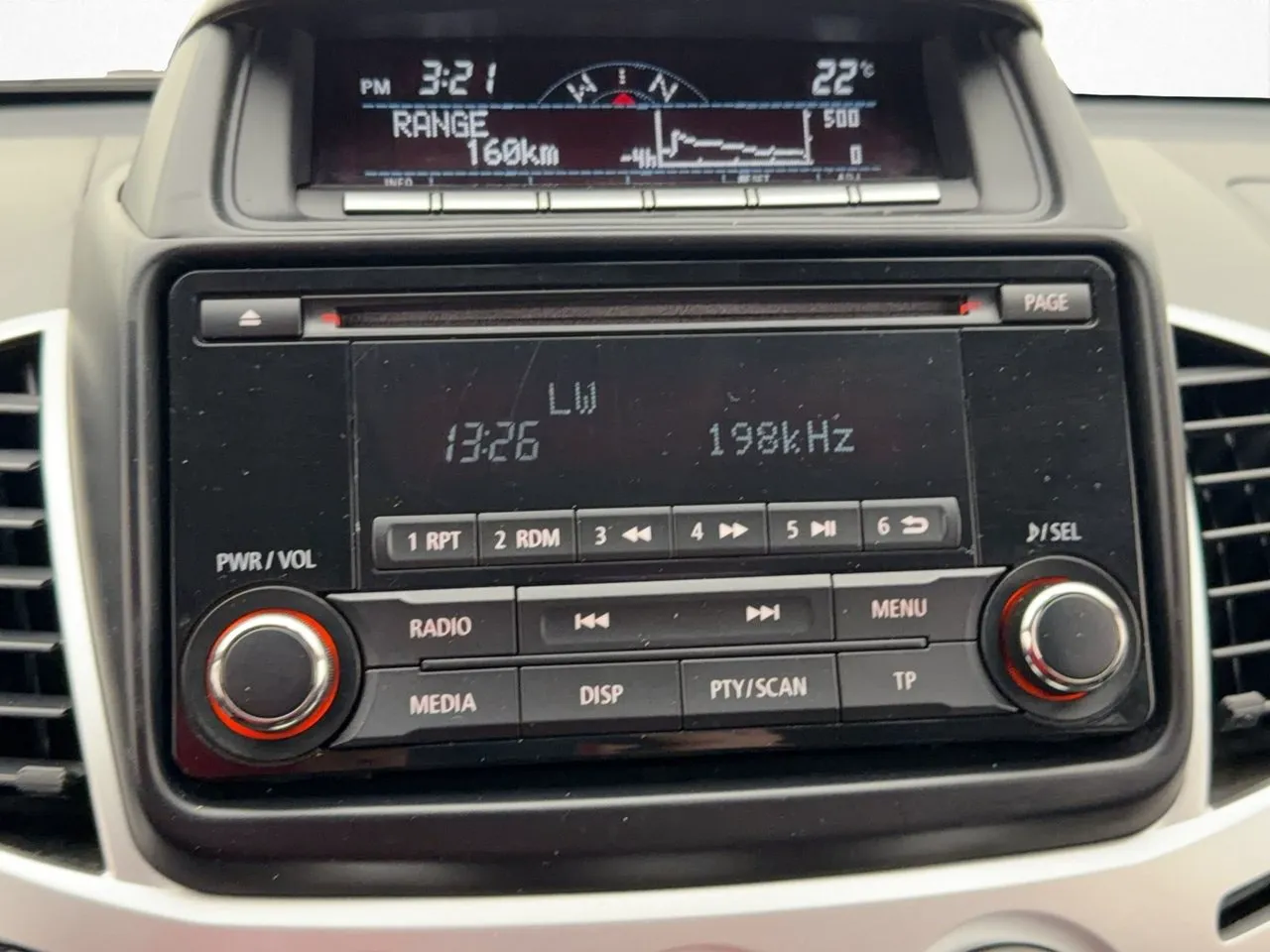 Mitsubishi L200 bild 22