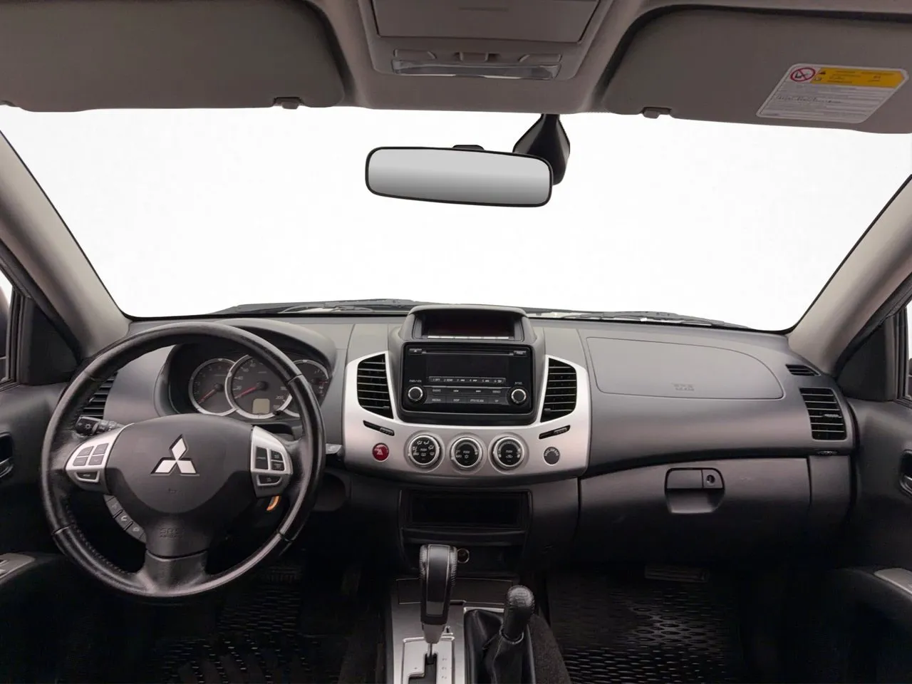 Mitsubishi L200 bild 15