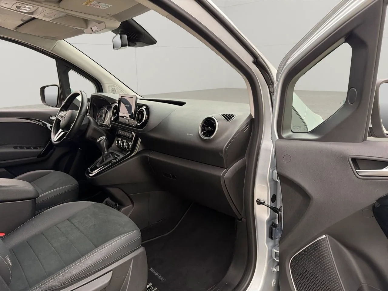 Mercedes T180 bild 32