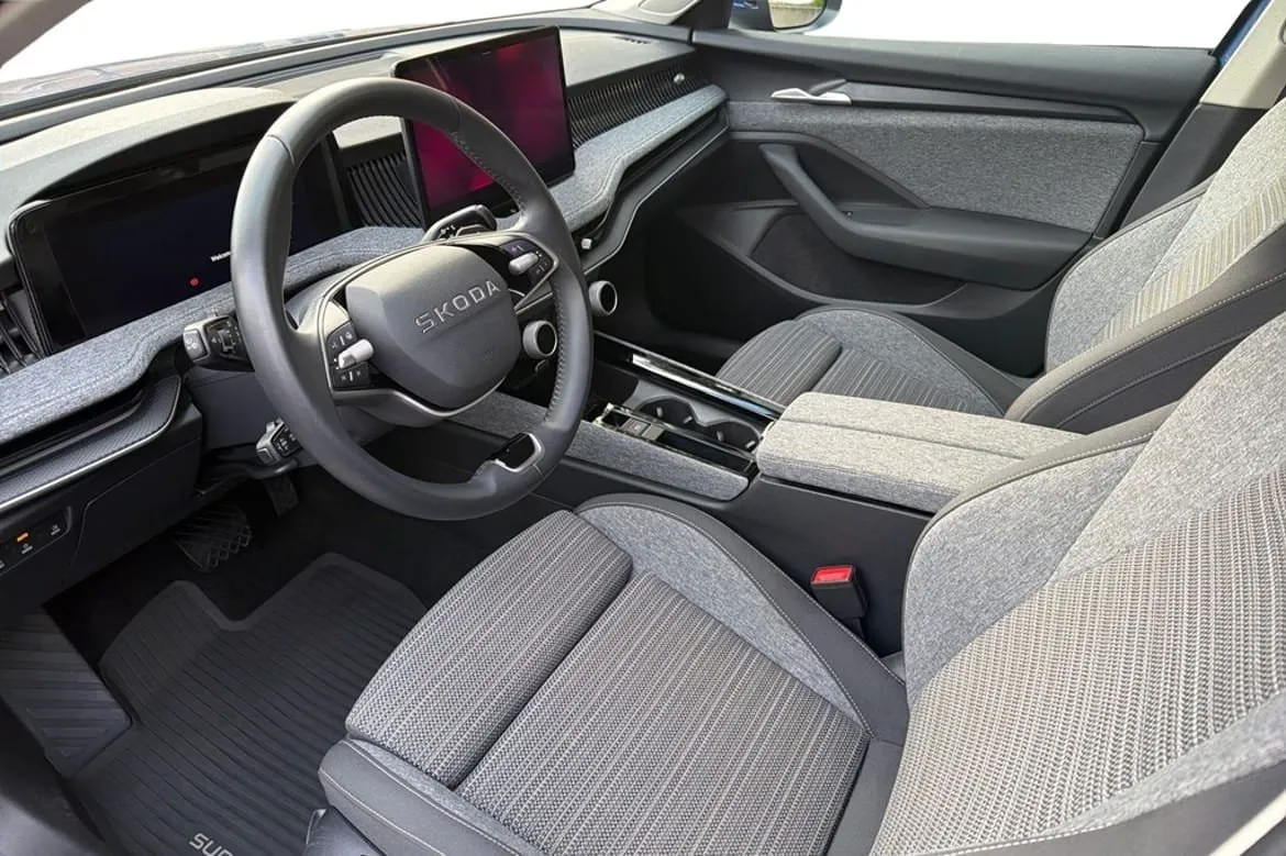 Skoda Superb bild 6