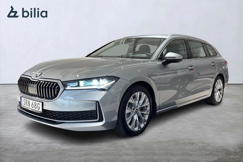 Skoda Superb bild 2