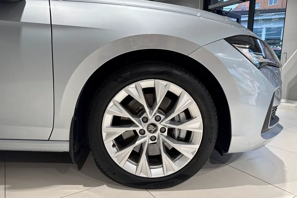 Skoda Superb bild 11