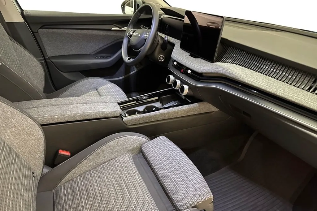 Skoda Superb bild 6