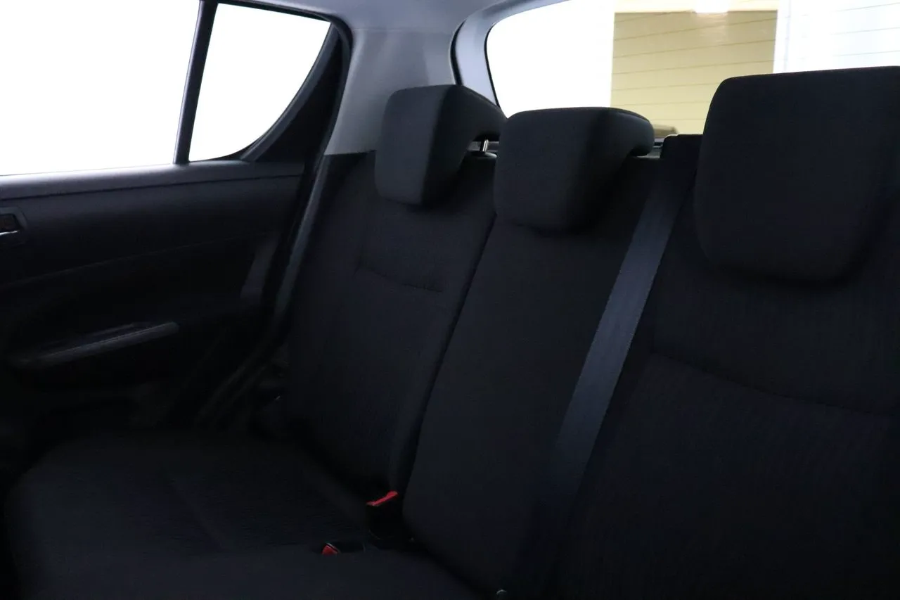 Suzuki Swift bild 18