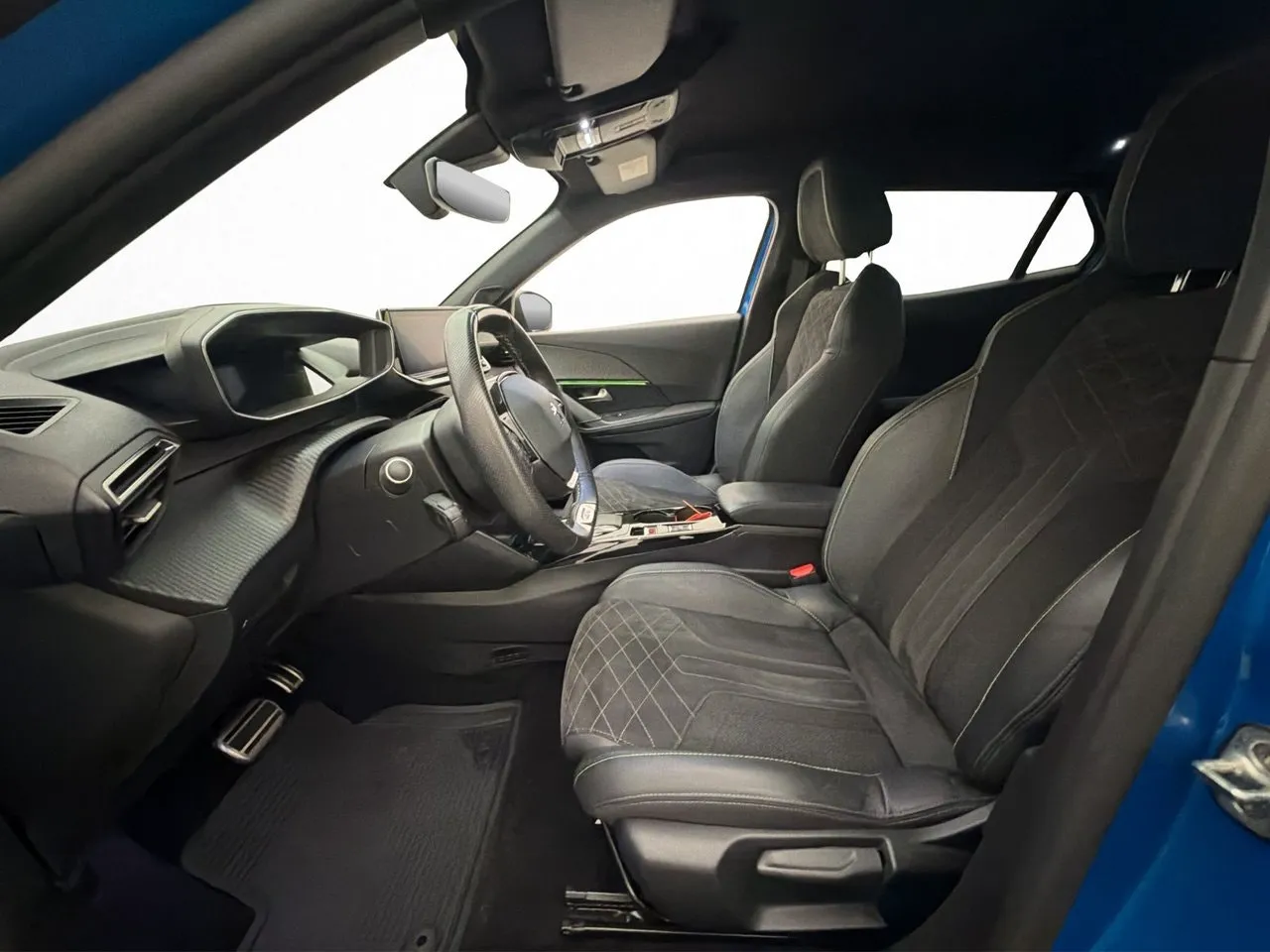 Peugeot e-2008 bild 12