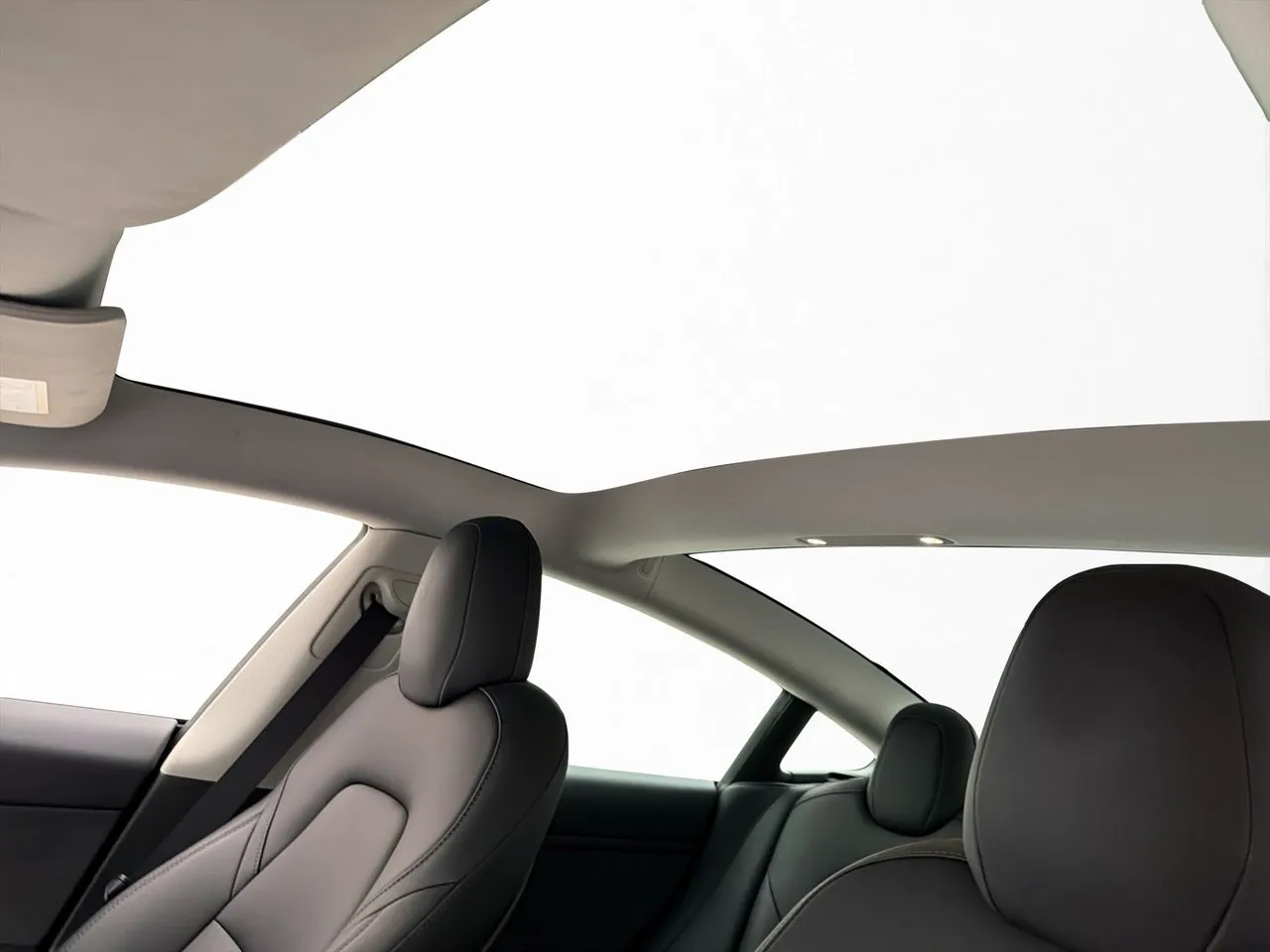 Tesla Model 3 bild 11