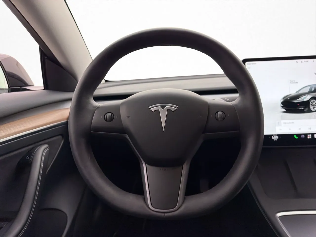 Tesla Model 3 bild 12