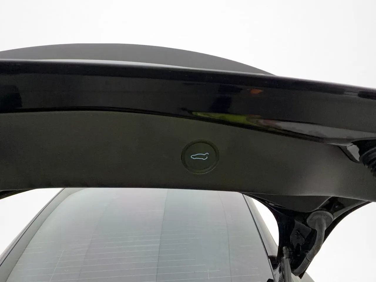 Tesla Model 3 bild 26