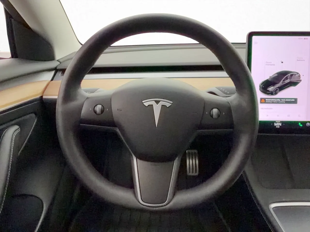 Tesla Model 3 bild 12