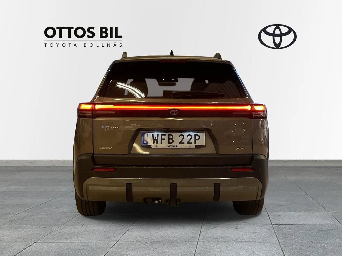 Toyota bZ4X Touring bild 5