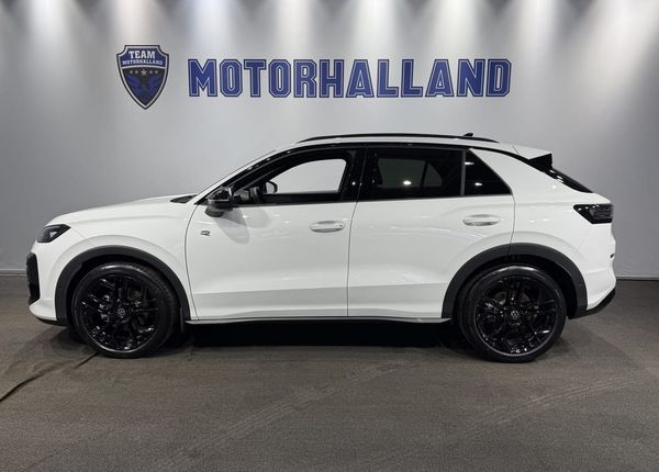 Volkswagen T-Roc R-Line Demo / Black Style - 2026