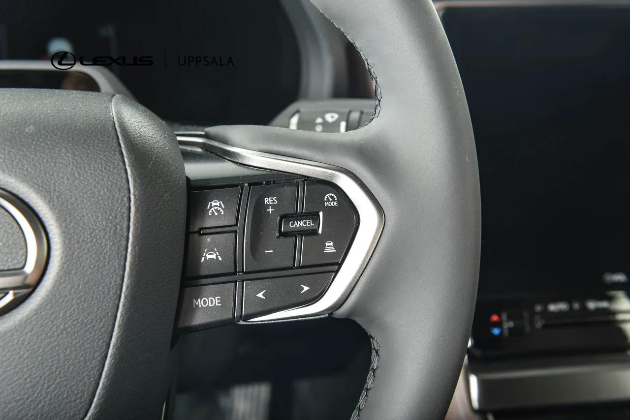 Lexus LBX bild 13