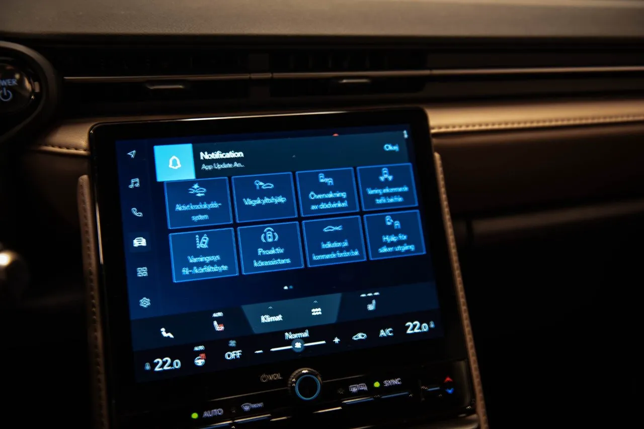 Lexus LBX bild 18