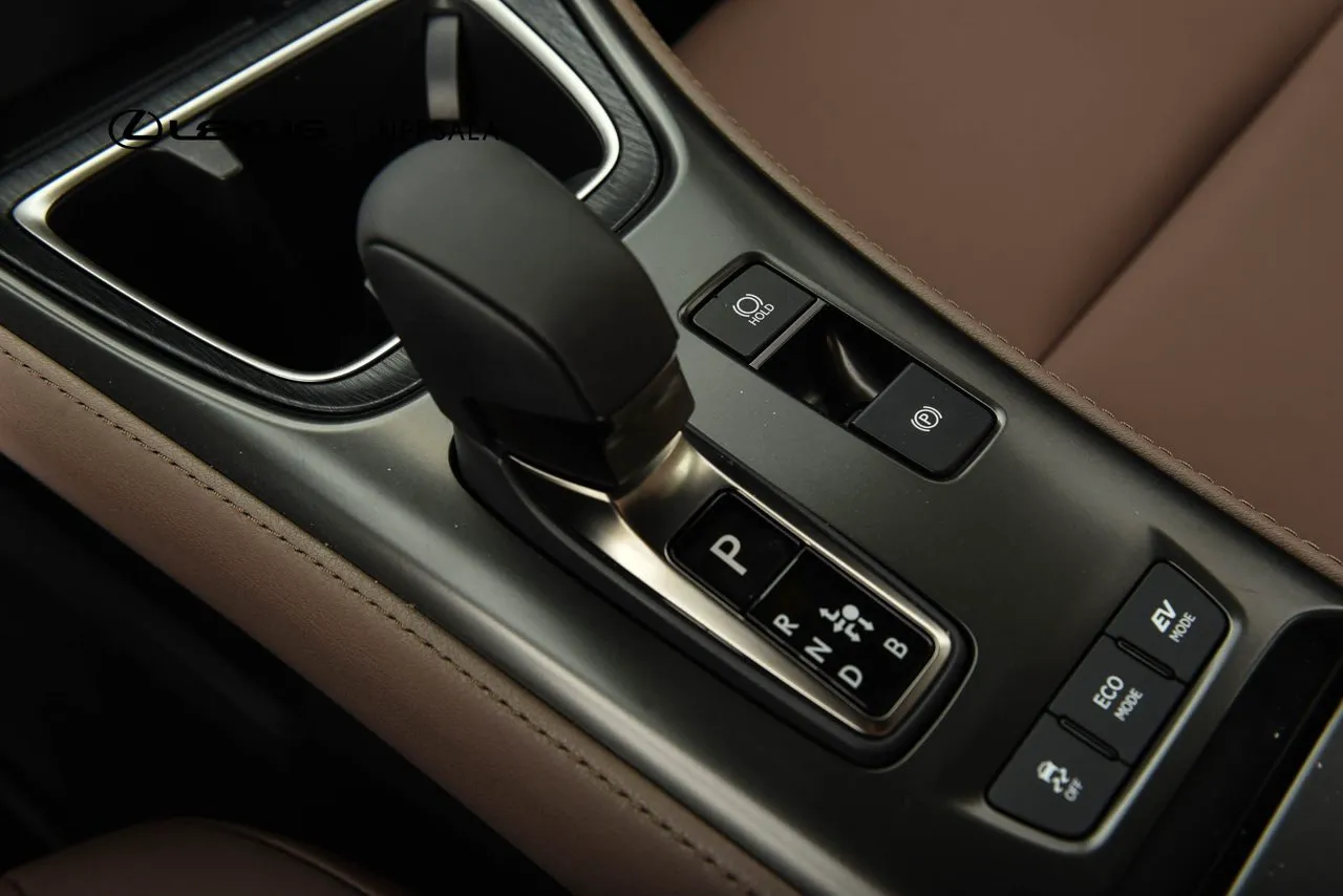 Lexus LBX bild 14