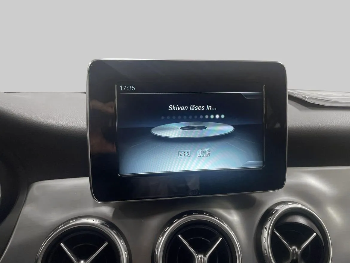 Mercedes GLA220 bild 15