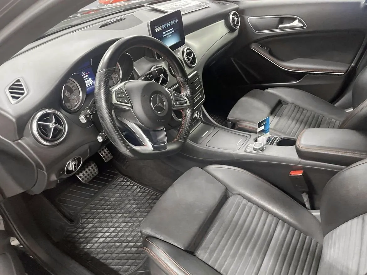 Mercedes GLA220 bild 13