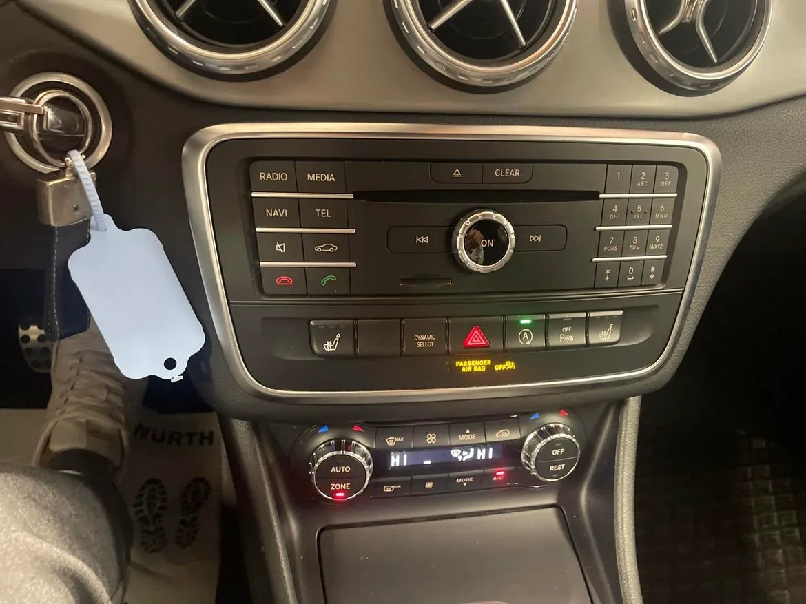 Mercedes GLA220 bild 16