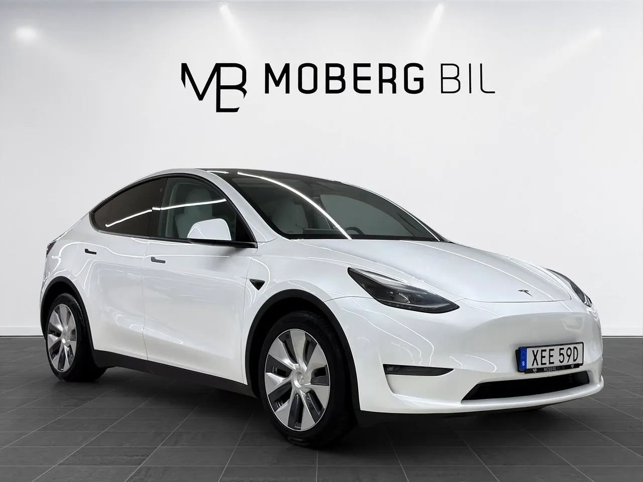 Tesla Model Y bild 8