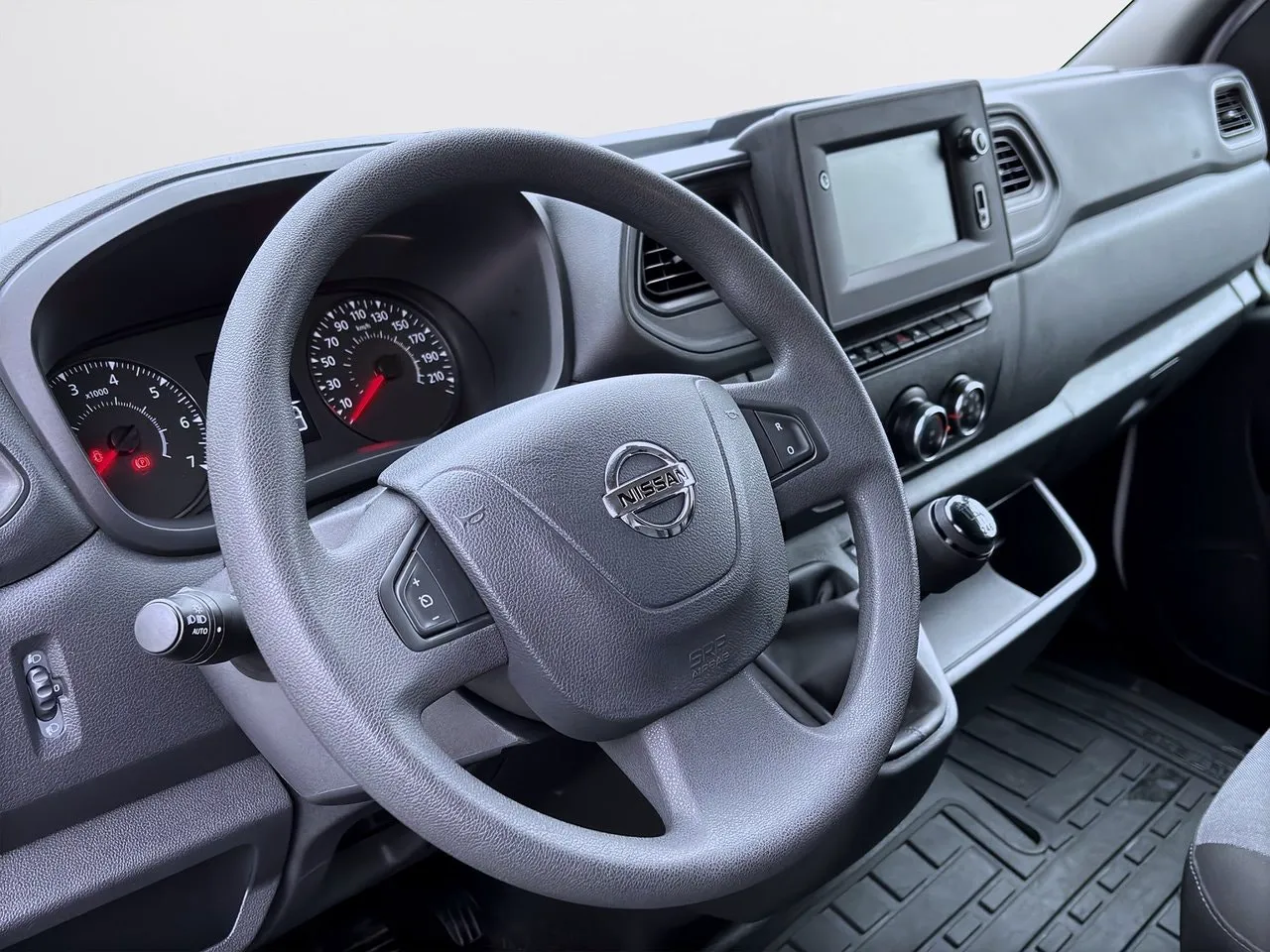 Nissan Interstar bild 9