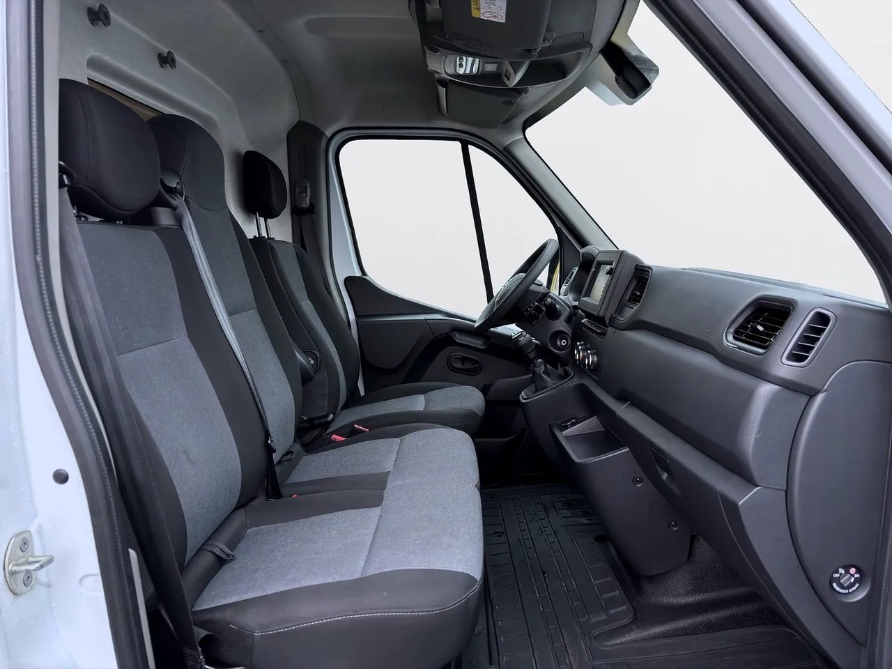 Nissan Interstar bild 10