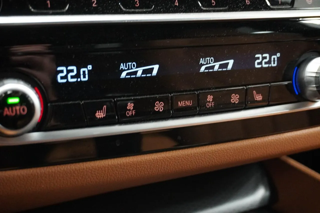 BMW 530 bild 11