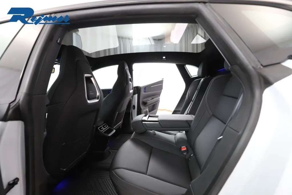Polestar 4 bild 7