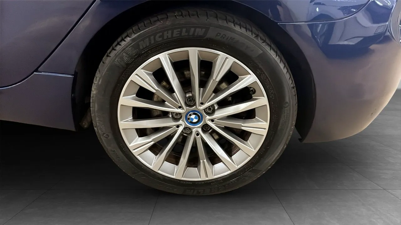 BMW 225 bild 6
