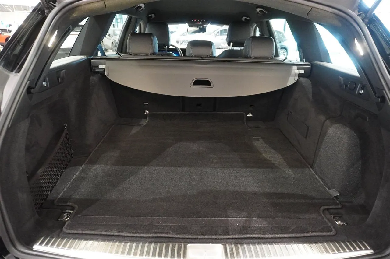 Mercedes E220 bild 13