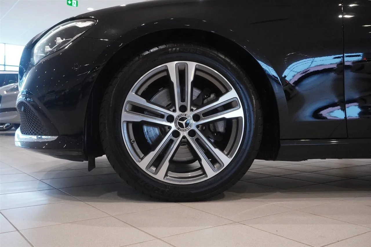 Mercedes E220 bild 15