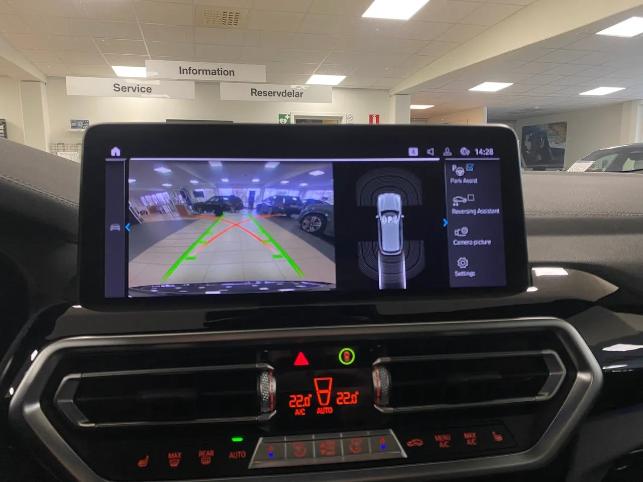 BMW iX3 bild 7