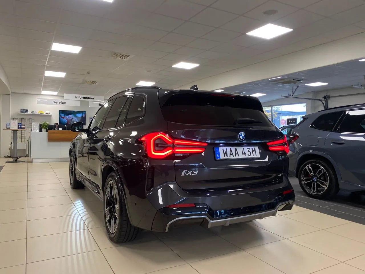 BMW iX3 bild 11