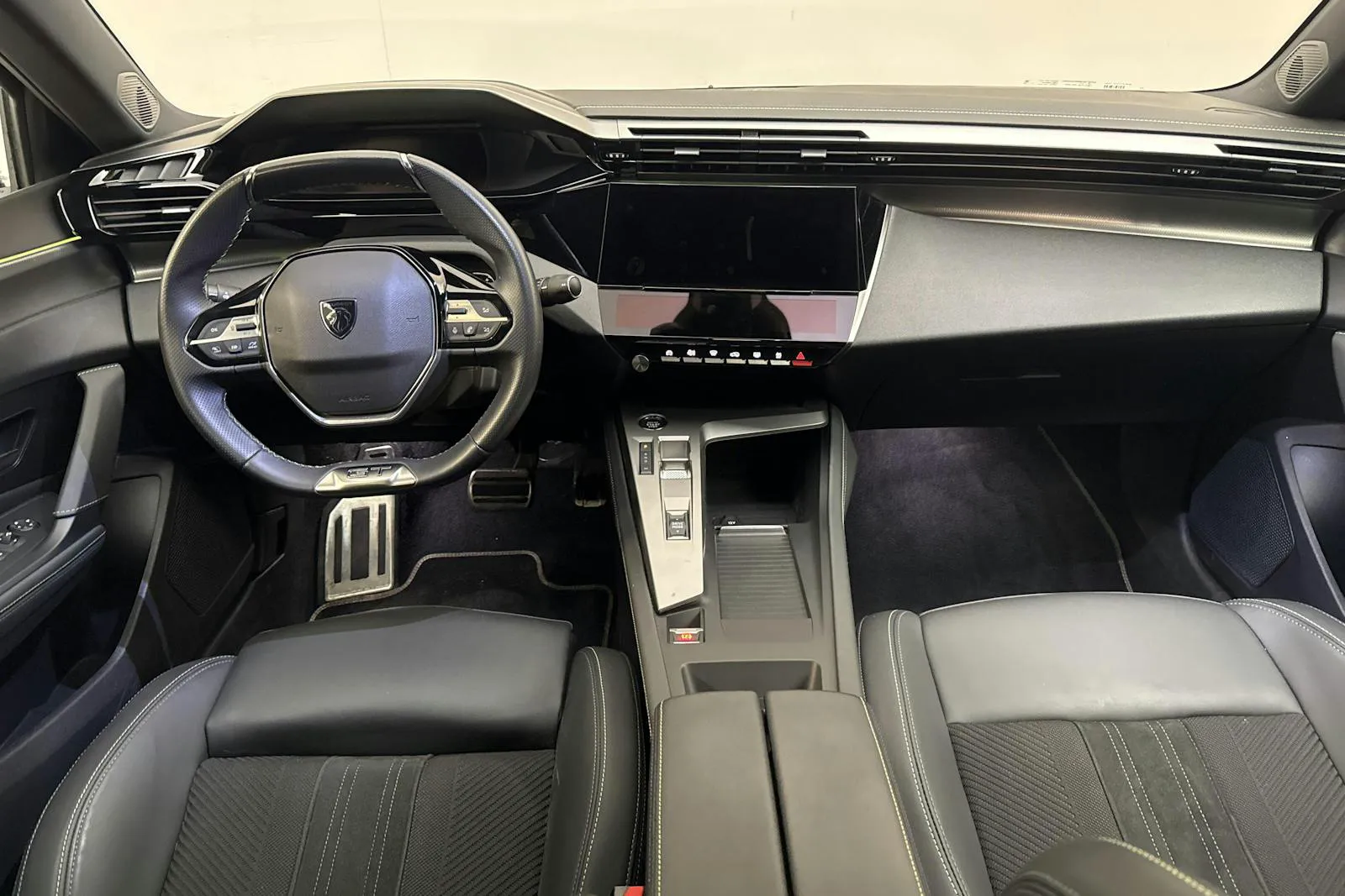 Peugeot 408 bild 6