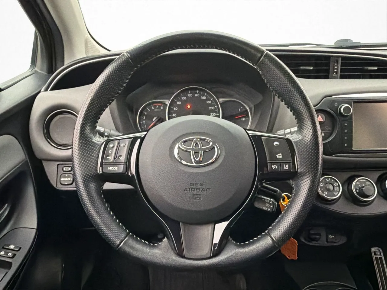 Toyota Yaris bild 19