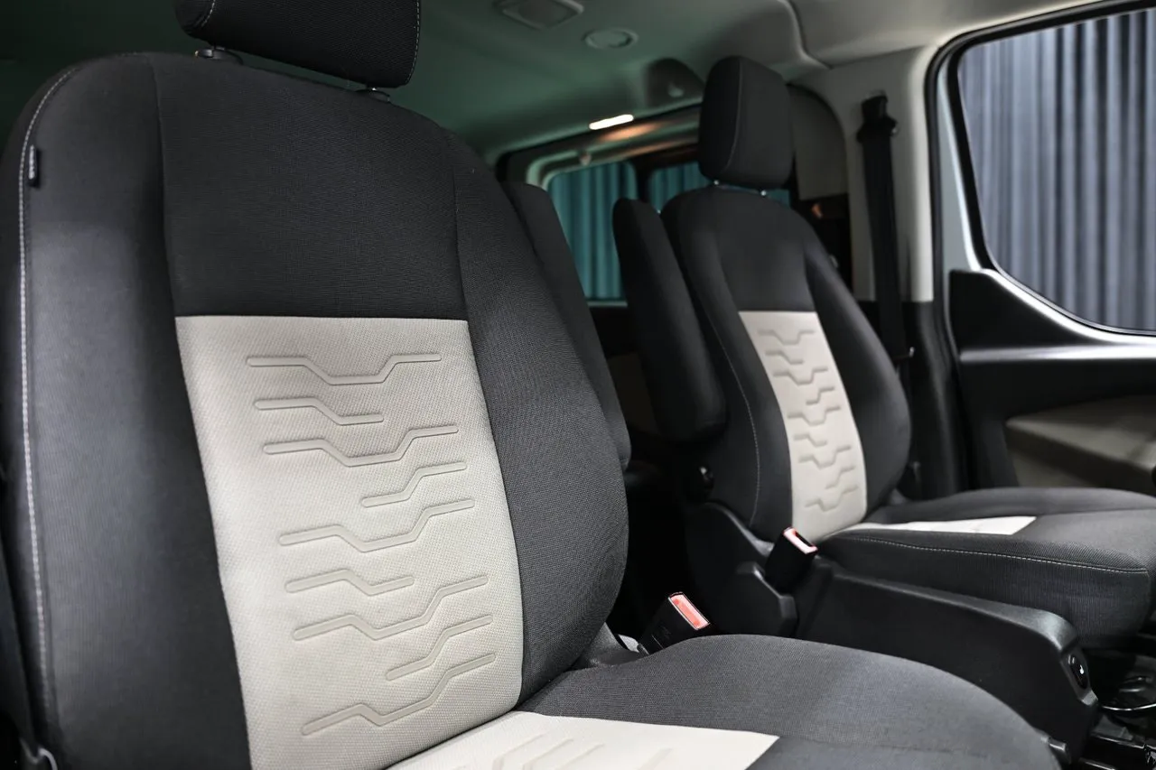 Ford Tourneo Custom bild 10