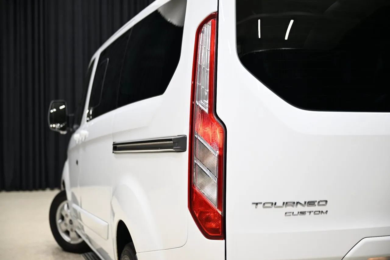 Ford Tourneo Custom bild 16